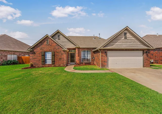 Photo 1 of Sale Pending at 7518 N 134th East Pl, Owasso, OK 74055 | MLS# 2633115 | Listing updated on 2026-09-25
