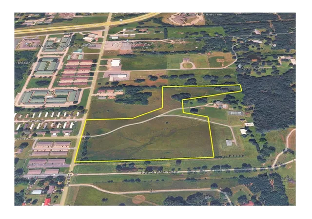 Photo 3 of Sale Pending at 1509 E Allen Rd, Tahlequah, OK 74464 | MLS# 2635048 | Listing updated on 2026-09-23