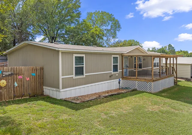 Photo 1 of Sale Pending at 209 Union Dr, Sulphur, OK 73086 | MLS# 2635067 | Listing updated on 2026-09-29