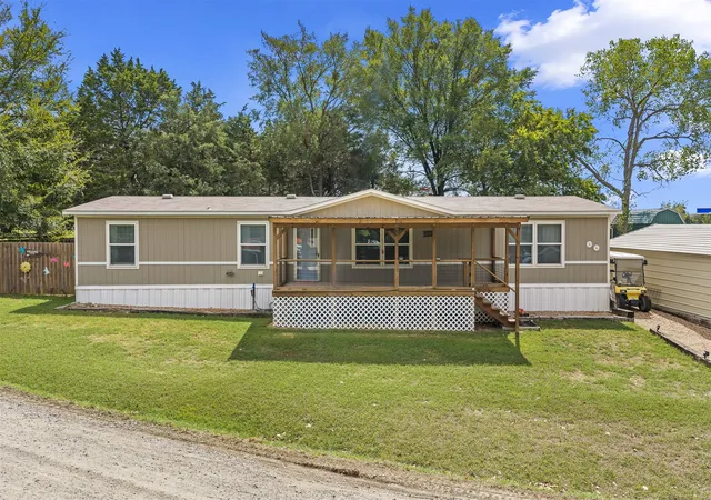 Photo 2 of Sale Pending at 209 Union Dr, Sulphur, OK 73086 | MLS# 2635067 | Listing updated on 2026-09-29