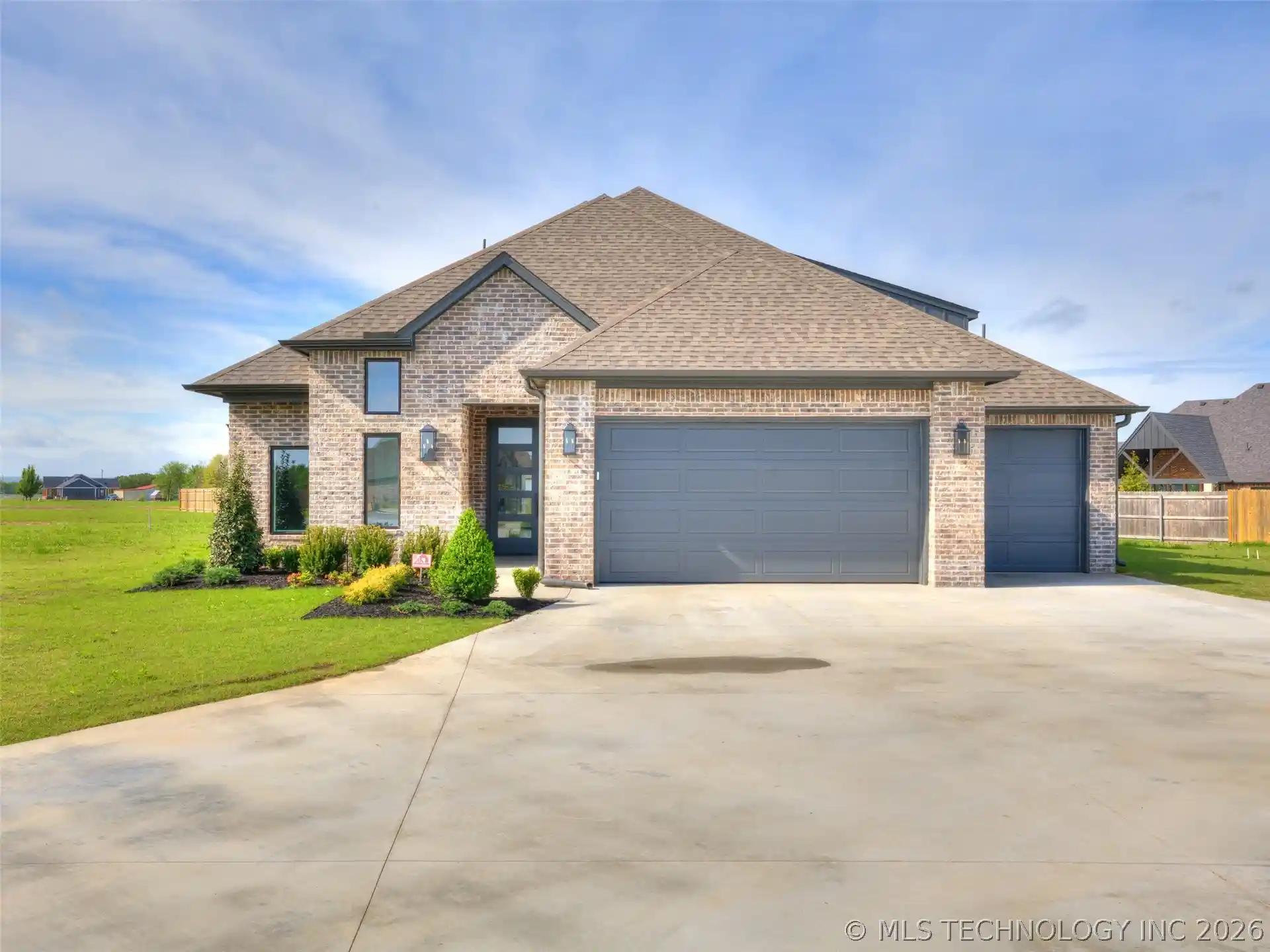 Photo 1 of Single family home for sale at 17826 S 48th Eastavenue, Bixby, OK 74008 | MLS# 2635006 | Listing updated on 2026-10-19