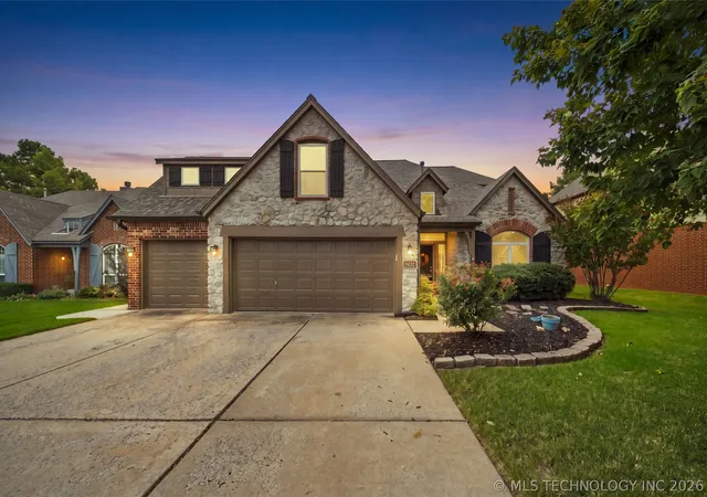 Photo 1 of Single family home for sale at 9432 E 77th Street, Tulsa, OK 74133 | MLS# 2635088 | Listing updated on 2026-10-12