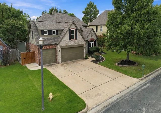 Photo 3 of Single family home for sale at 9432 E 77th Street, Tulsa, OK 74133 | MLS# 2635088 | Listing updated on 2026-10-12
