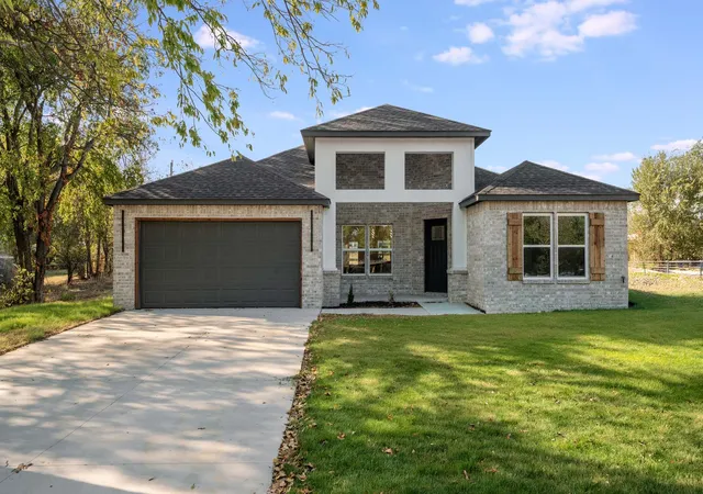 Photo 1 of Single family home for sale at 16120 E Oklahoma Pl, Tulsa, OK 74116 | MLS# 2635170 | Listing updated on 2026-10-12