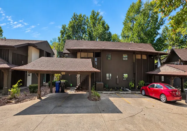 Photo 1 of Condo for sale at 15919 E 131st Street S #3, Broken Arrow, OK 74011 | MLS# 2635128 | Listing updated on 2026-09-25