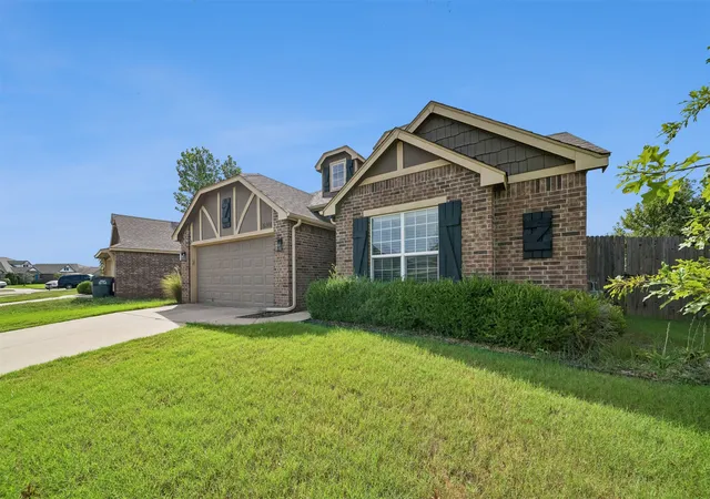 Photo 2 of Sale Pending at 10412 S Nathan St, Jenks, OK 74037 | MLS# 2634730 | Listing updated on 2026-10-01