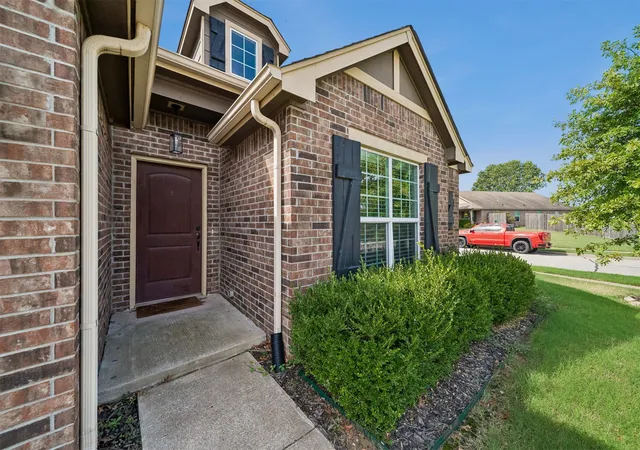 Photo 3 of Sale Pending at 10412 S Nathan St, Jenks, OK 74037 | MLS# 2634730 | Listing updated on 2026-10-01