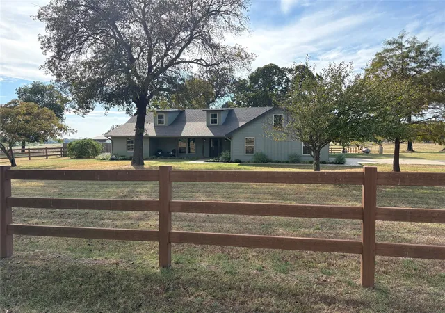Photo 51 of Single family home for sale at 2 Hickory Pl, Durant, OK 74701 | MLS# 2635217 | Listing updated on 2026-10-05