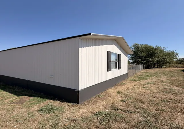 Photo 3 of Manufactured home for sale at 617 S Agra, Cushing, OK 74023 | MLS# 2635193 | Listing updated on 2026-09-25