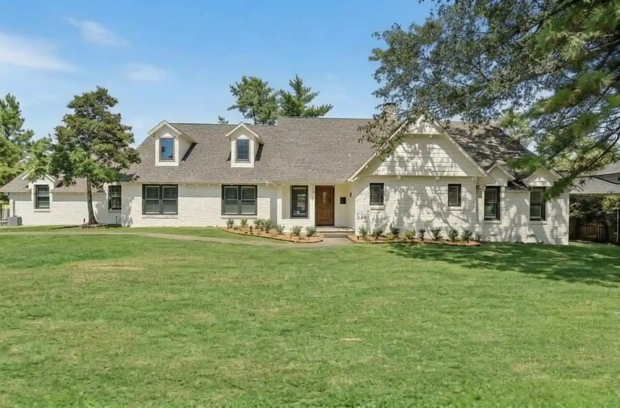 Photo 1 of Single family home for sale at 4041 S Birmingham Ave, Tulsa, OK 74105 | MLS# 2635222 | Listing updated on 2026-10-16