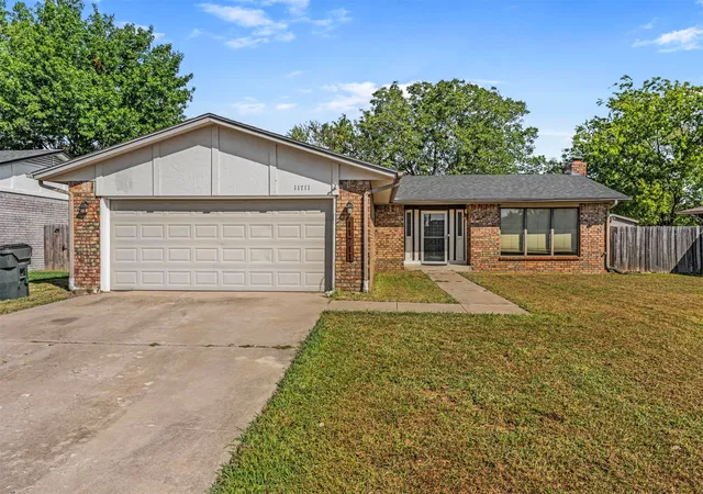 Photo 1 of Single family home for sale at 11711 E 78th Place, Owasso, OK 74055 | MLS# 2635263 | Listing updated on 2026-10-08