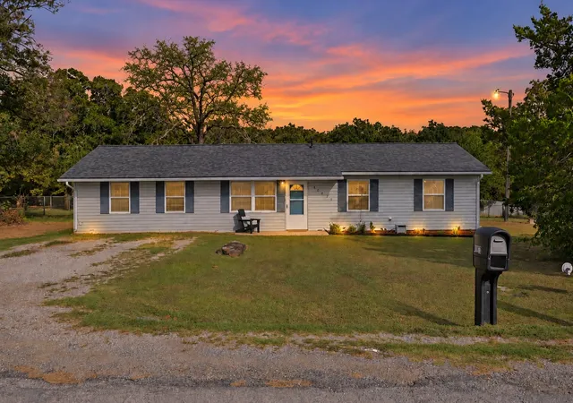 Photo 1 of Sale Pending at 10973 W Heights Dr, Sapulpa, OK 74066 | MLS# 2635321 | Listing updated on 2026-09-29