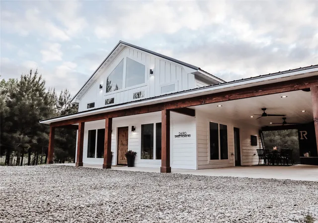 Photo 1 of Single family home for sale at 2690 Sweet Home Rd, Broken Bow, OK 74728 | MLS# 2634966 | Listing updated on 2026-09-26