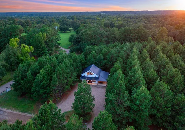Photo 3 of Single family home for sale at 2690 Sweet Home Rd, Broken Bow, OK 74728 | MLS# 2634966 | Listing updated on 2026-09-26