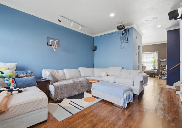 Listing Photo 5 - Condo for sale in building located at 1418 S Frisco Ave, Tulsa, OK 74119 - Unit #3