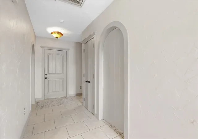 Photo 2 of Single family home for sale at 14552 E Lake Dr, Claremore, OK 74017 | MLS# 2634928 | Listing updated on 2026-10-12