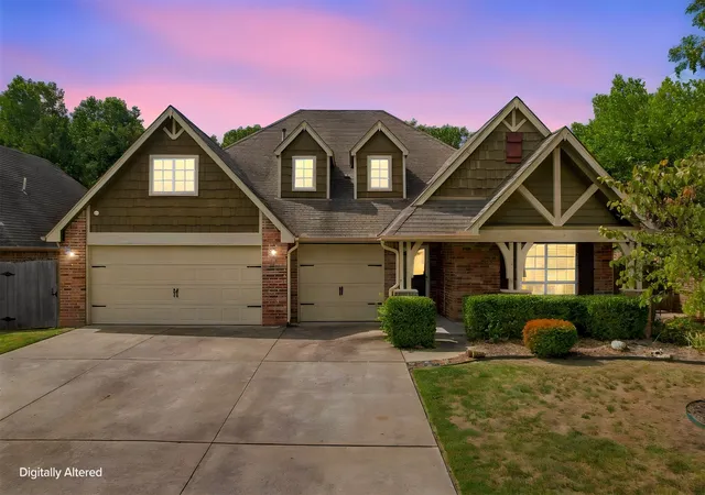 Photo 2 of Single family home for sale at 13646 S 86th Eastavenue, Bixby, OK 74008 | MLS# 2635399 | Listing updated on 2026-09-26