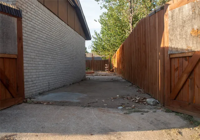 Photo 2 of Sale Pending at 8935 E 57th Street, Tulsa, OK 74145 | MLS# 2635485 | Listing updated on 2026-10-28