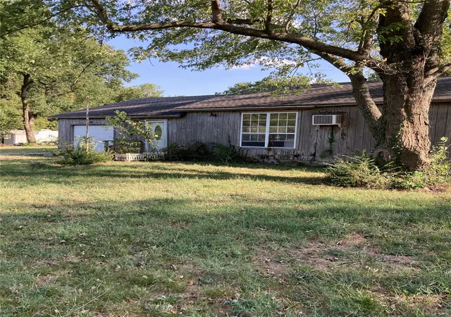 Photo 3 of Sale Pending at 2408 E 61st Street, Tulsa, OK 74136 | MLS# 2634989 | Listing updated on 2026-09-26