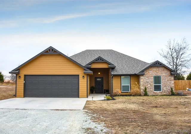 Photo 1 of Single family home for sale at 17081 County Rd 3539, Ada, OK 74820 | MLS# 2635490 | Listing updated on 2026-09-26