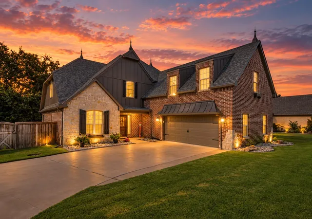 Photo 1 of Single family home for sale at 745 W 145th Place S, Glenpool, OK 74033 | MLS# 2635364 | Listing updated on 2026-09-28
