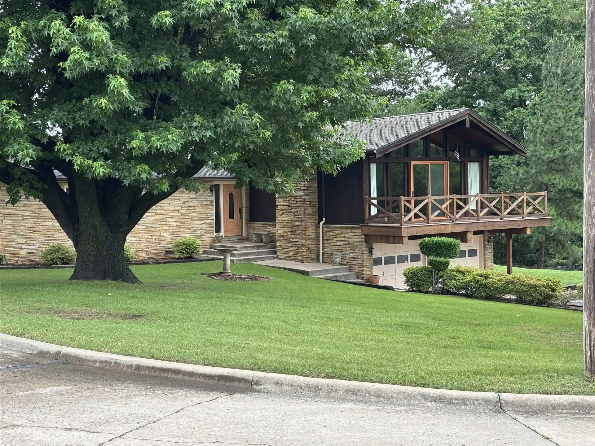 Photo 1 of Single family home for sale at 801 Risser, Muskogee, OK 74403 | MLS# 2635421 | Listing updated on 2026-10-18