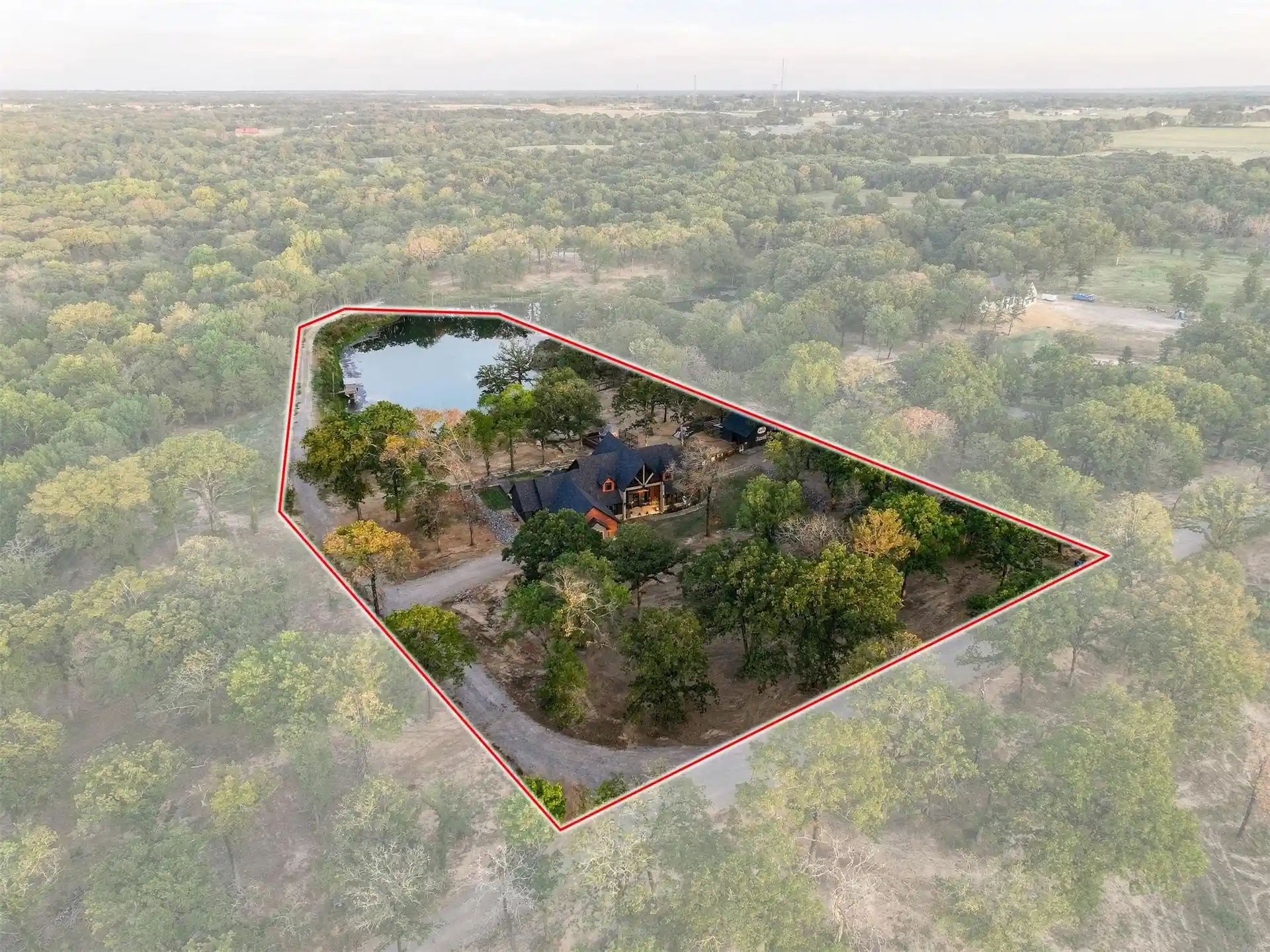 Single family home for sale at 602 Lazy J Ln, Colbert, OK 74733 | MLS# 2635512