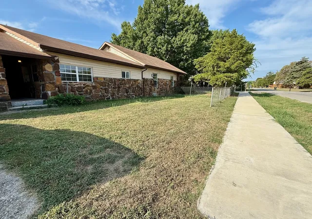 Photo 2 of Single family home for sale at 103 S Holly St, Kellyville, OK 74039 | MLS# 2635609 | Listing updated on 2026-10-27