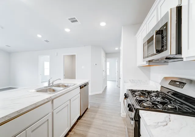Photo 3 of Single family home for sale at 1194 Bull Rush Cir, Calera, OK 74730 | MLS# 2635649 | Listing updated on 2026-09-29