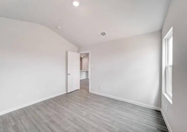 Photo 11 of Single family home for sale at 1182 Bull Rush Cir, Calera, OK 74730 | MLS# 2635653 | Listing updated on 2026-09-29