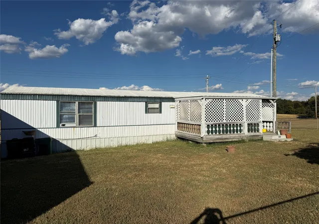 Photo 3 of Manufactured home for sale at 8466 State Hwy 20, Eucha, OK 74342 | MLS# 2633565 | Listing updated on 2026-09-29