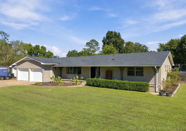 Photo 2 of Single family home for sale at 220 S Arizona, Haskell, OK 74436 | MLS# 2635586 | Listing updated on 2026-09-29