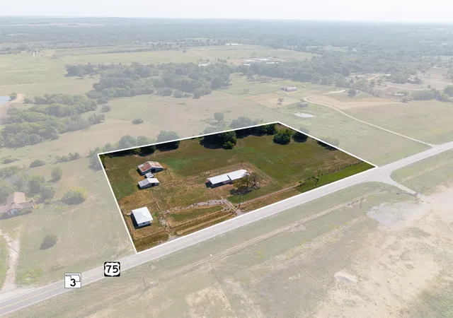 Photo 3 of Single family home for sale at 17248 Lake Hwy, Coalgate, OK 74538 | MLS# 2635717 | Listing updated on 2026-09-29