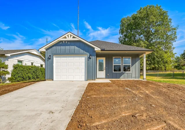 Photo 1 of Sale Pending at 908 W 22nd Street, Ada, OK 74820 | MLS# 2635575 | Listing updated on 2026-10-07