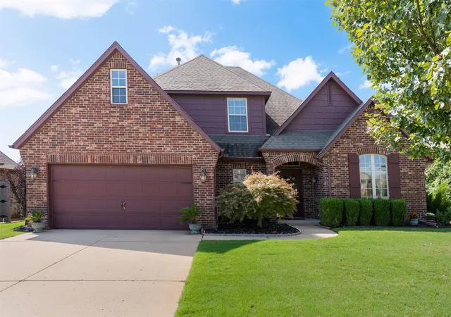 Photo 2 of Single family home for sale at 16506 E 49th Place, Tulsa, OK 74134 | MLS# 2635046 | Listing updated on 2026-09-30