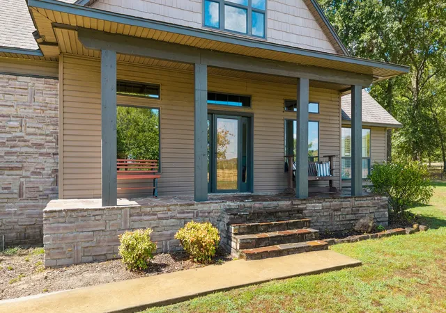 Photo 3 of Single family home for sale at 21540 E State Hwy 31, Quinton, OK 74561 | MLS# 2635739 | Listing updated on 2026-10-01