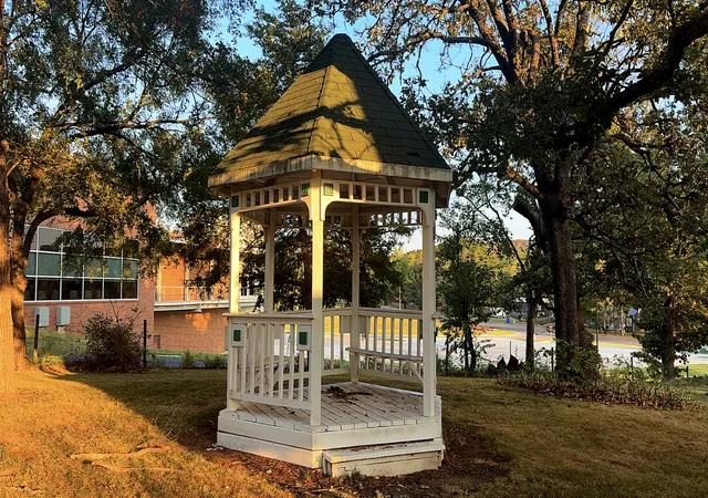Photo 3 of Single family home for sale at 618 E 5th Street, Hulbert, OK 74441 | MLS# 2635715 | Listing updated on 2026-10-09