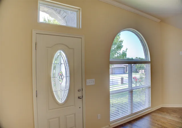 Photo 2 of Single family home for sale at 10715 Masters Cir, Jenks, OK 74037 | MLS# 2635660 | Listing updated on 2026-10-12