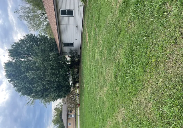 Photo 3 of Single family home for sale at 612 W 3rd Street, Skiatook, OK 74070 | MLS# 2635701 | Listing updated on 2026-09-30