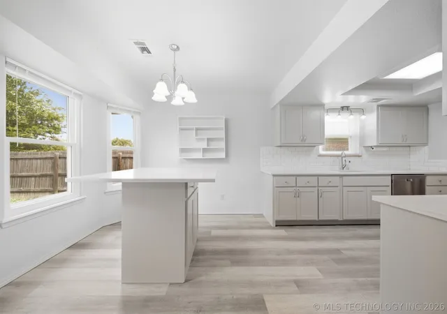 Photo 3 of Single family home for sale at 11924 N 107th E Eastplace, Collinsville, OK 74021 | MLS# 2635737 | Listing updated on 2026-10-01