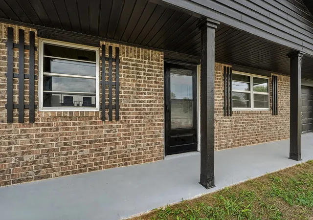 Photo 3 of Single family home for sale at 13885 County Rd 1550, Ada, OK 74820 | MLS# 2635781 | Listing updated on 2026-09-30
