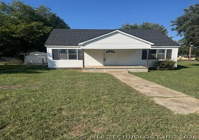 Photo 1 of Single family home for sale at 1000 W Francis St, Madill, OK 73446 | MLS# 2635847 | Listing updated on 2026-09-30