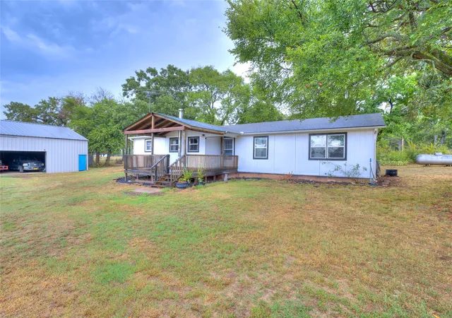 Single family home for sale at 11225 Ferguson Rd, Beggs, OK 74421 | MLS# 2635760