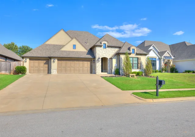 Photo 3 of Single family home for sale at 11205 S Redbud St, Jenks, OK 74037 | MLS# 2635908 | Listing updated on 2026-10-05