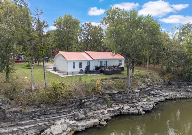 Photo 2 of Single family home for sale at 62021 E 260 Road, Grove, OK 74344 | MLS# 2635564 | Listing updated on 2026-10-01