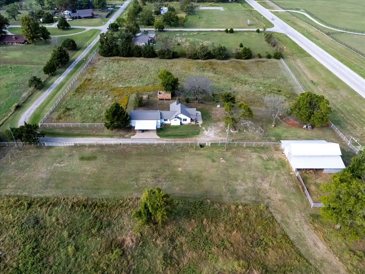 Single family home for sale at 135 Washington Blvd, Pawhuska, OK 74056 | MLS# 2635926