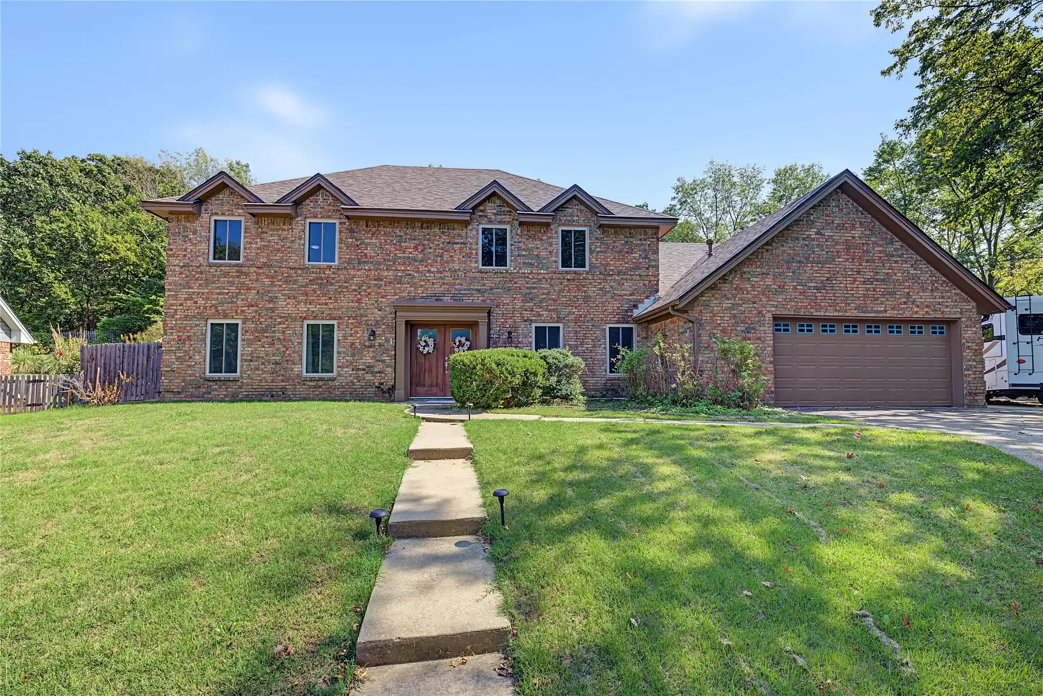 Photo 1 of Single family home for sale at 1624 Cherokee Hills Dr, Bartlesville, OK 74006 | MLS# 2635709 | Listing updated on 2026-10-26