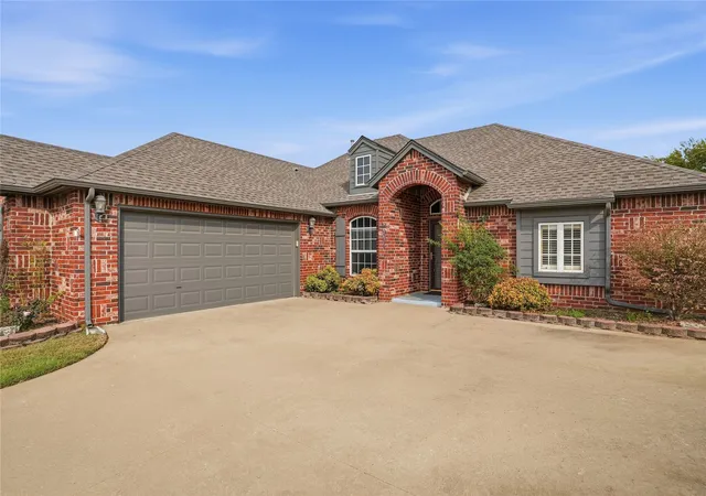 Photo 3 of Single family home for sale at 9901 E 111th Street N, Owasso, OK 74055 | MLS# 2635977 | Listing updated on 2026-10-01