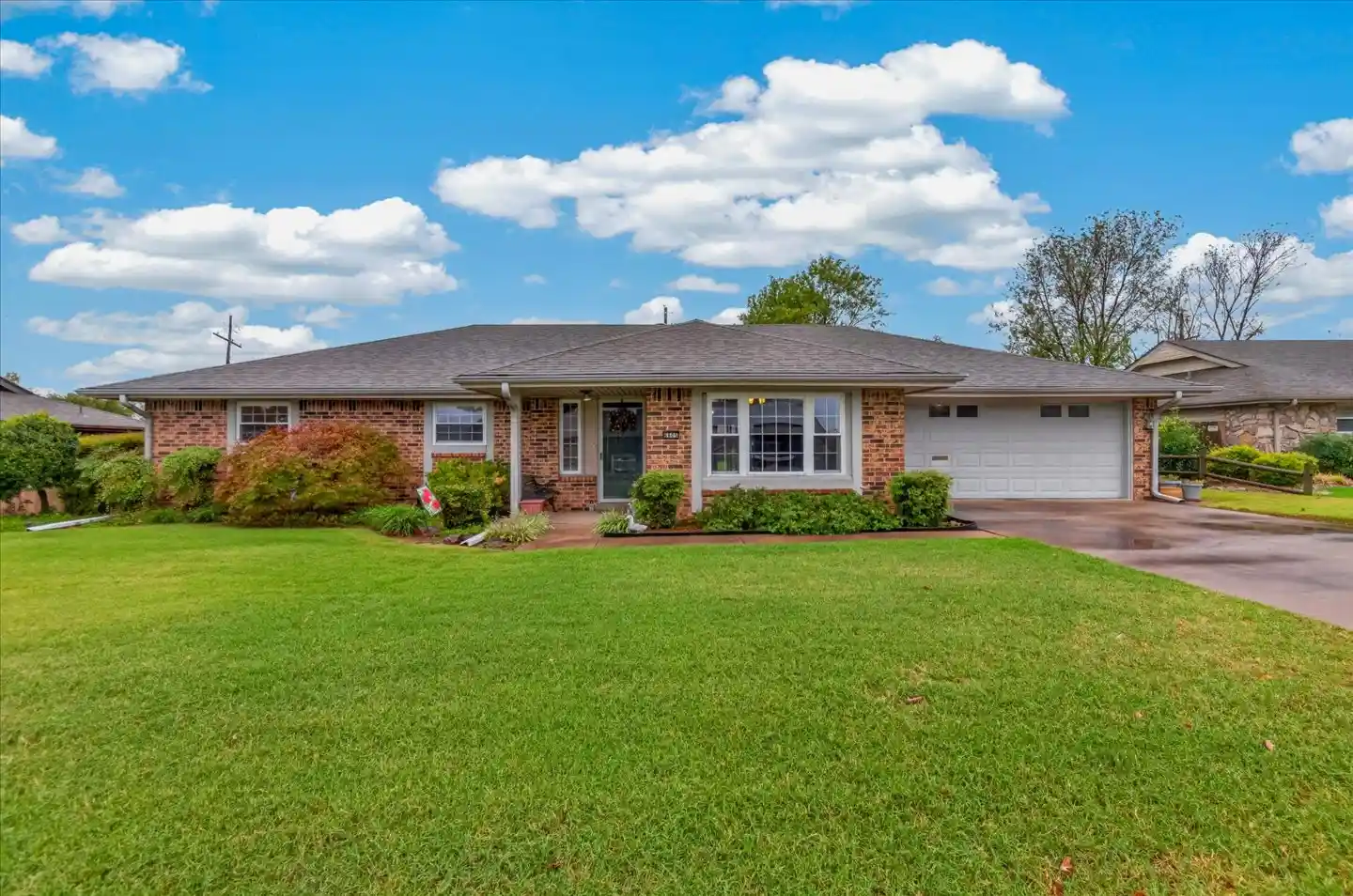 Photo 1 of Sale Pending at 6605 Penny Ln, Bartlesville, OK 74006 | MLS# 2632987 | Listing updated on 2026-10-12
