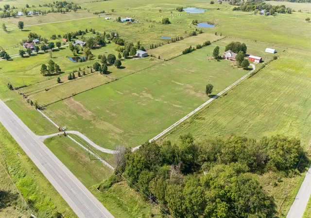 Photo 2 of Single family home for sale at 7901 N Highway 72, Haskell, OK 74436 | MLS# 2633538 | Listing updated on 2026-10-06